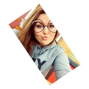 Meet your Posher, Brianna